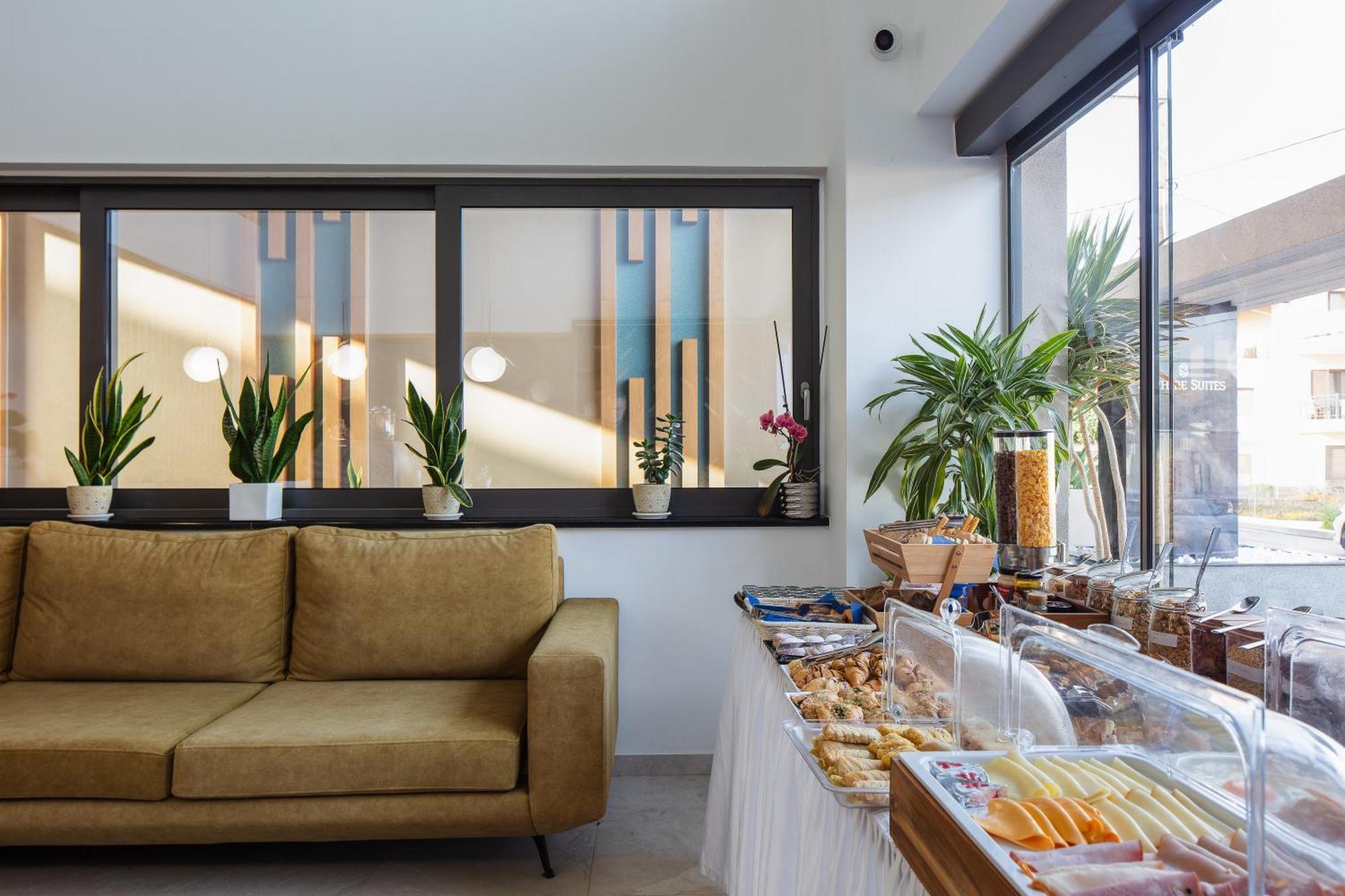 Sapphire Horizon Suites Kíssamos Exteriér fotografie