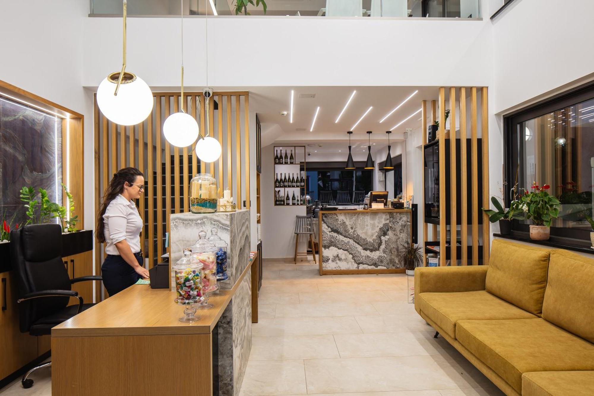 Sapphire Horizon Suites Kíssamos Exteriér fotografie